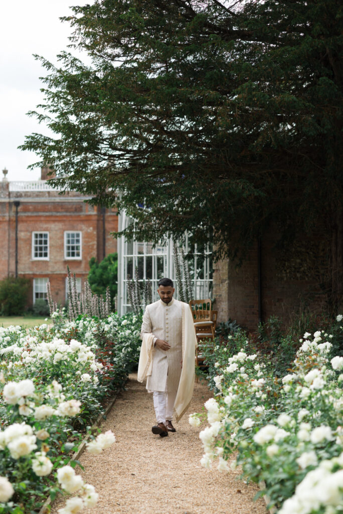 Editorial Wedding Photographer, Luxury Wedding at Avington Estate Park South London UK, Asian Indian Ceremony