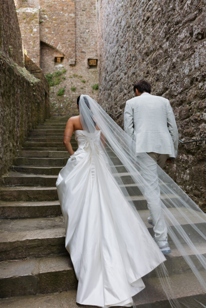 editorial wedding photographer at Gorey castle month Orgueil castle jersey Channel Islands, editorial couple portraits