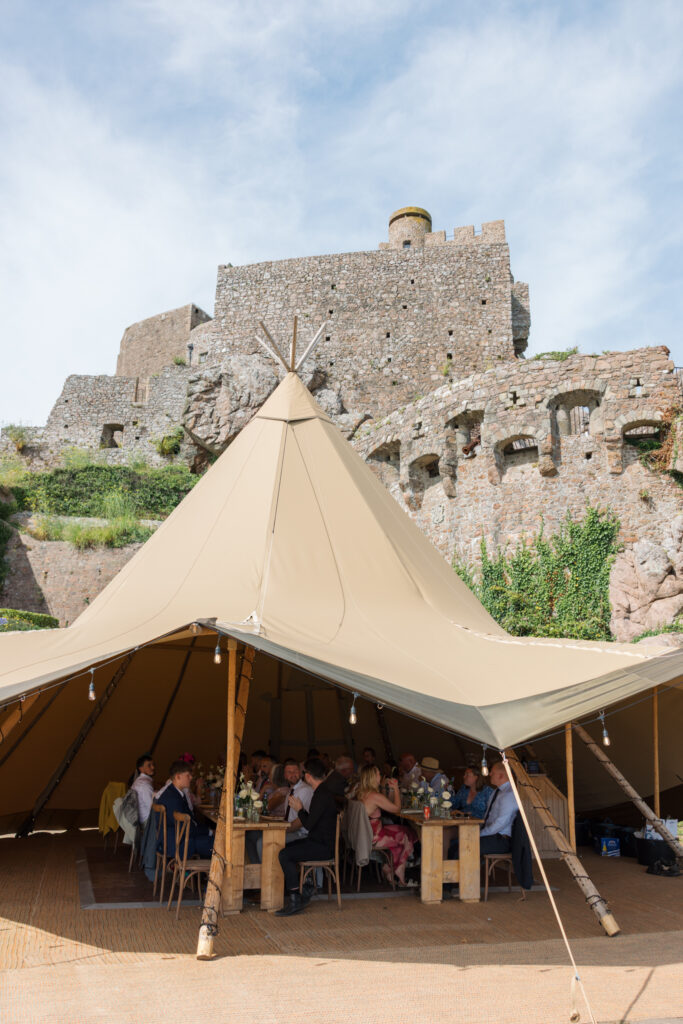 editorial wedding photographer at Gorey castle month Orgueil castle jersey Channel Islands, wedding breakfast detail shots, tipi reception