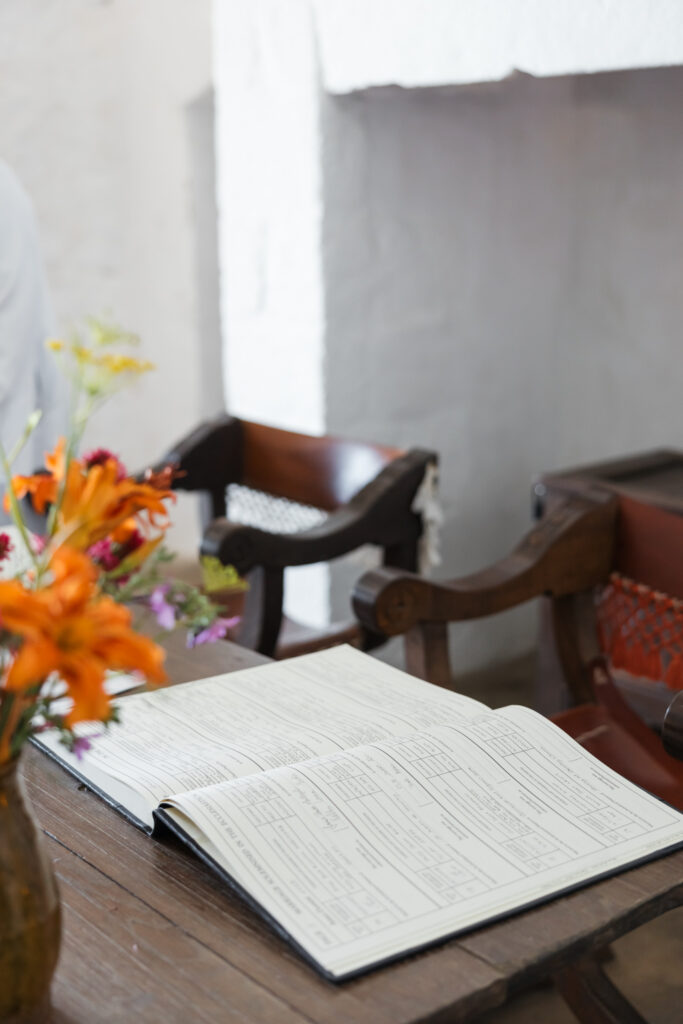 editorial wedding photos at Gorey castle month Orgueil castle jersey Channel Islands, ceremony, detail shots